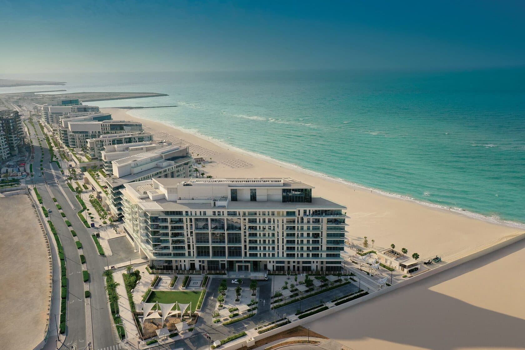 Mamsh Al Saadiyat - Azur